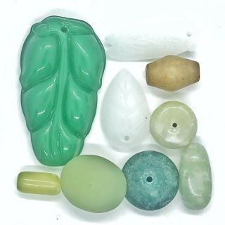 9 Antique Chinese Green Jade & Stone Carvings Pendants & Beads Asian Gemstone