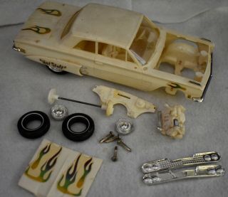 Rare 1962 Pontiac Tempest Built Amt 1:25 Scale Model Car Built Parts Asis No Box