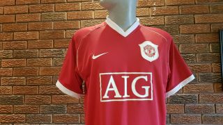 Vintage Rare Manchester United Football Shirt 2006.  Size Large.