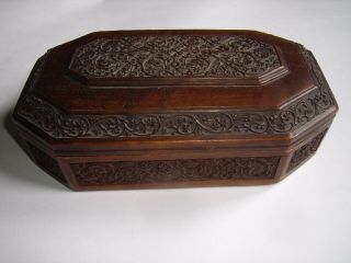 Antique Arts and Crafts hand carved oak jewellery box. 2