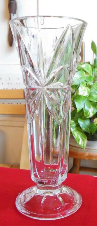 Vintage Clear Cut Crystal Glass Footed Flared Rim Tapered Bud Vase Stars
