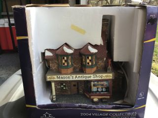 Holiday Time - 2004 Village Collectibles Series - Mason’s Antique Shop
