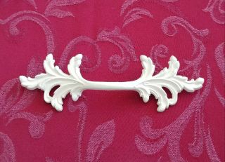 French Provincial Drawer Pull 3 1/4 " Bore White A7109dc Vintage Brass Fancy