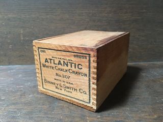 Vintage Atlantic White Chalk Crayon No.  307 Binney & Smith Dove Tail Box With Lid