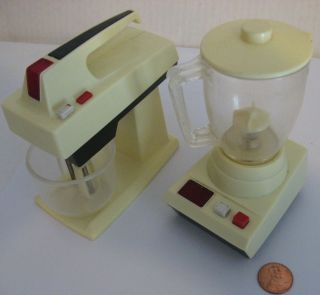 Vintage 1982 Alps Toy Electric Blender Mixer Doll House Furniture Appliance Rare