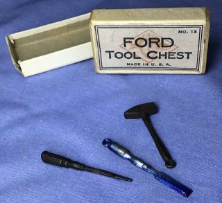 •tiny• Antique Accessory •ford Model A T• Vintage Auto Old Car •toy Tool Chest•