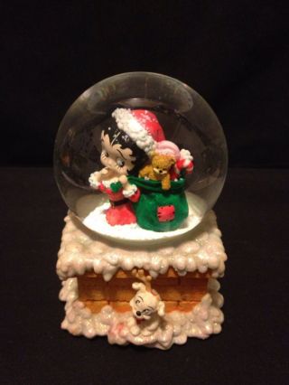 Rare Westland Betty Boop Christmas Santa Chimney Musical Snow Globe 1999
