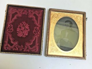 Unusual Old/antique Daguerreotype " Kit " Leather Embossed Velvet Case