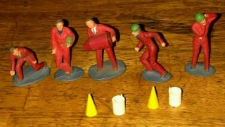 Vintage Scalextric Tri - Ang 1960s Slot Car Racing Accessories 5 Man Pit Crew Rare