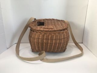 Vintage Wicker Fishing Creel Basket W/ Strap 2
