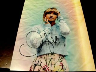 Rare Taylor Swift Signed Autograph 8.  5x11 Photo W/coa - I Knew You Were Trouble