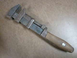 Antique Plumbers Pipe Wrench 12 inches Coes Wrench Co.  Massachusetts Hg 2