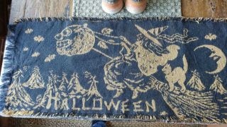 Family Heirloom Weavers Halloween Table Runner Witch Pattern 1 Black/ Mustard