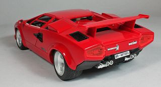 (very Rare Red) 88 Bburago Lamborghini Countach 5000 - 1:18 Diecast -  - Italy