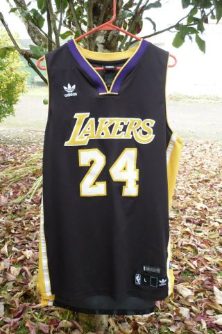 Los Angeles Lakers Nba 24 Kobe Bryant Jersey Size L Limited Edition Adidas Rare