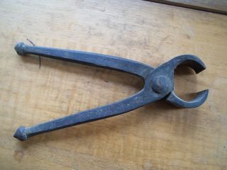 Antique Hand Wrought Blacksmith Farrier Nippers Horse Nail Puller Tool -