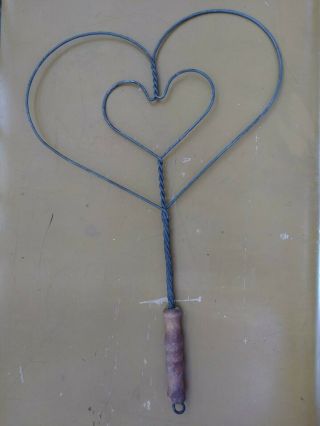 Vintage 15 " Double Heart Braided Wire Rug Beater Turned Wood Handle