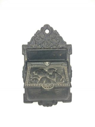 Vintage Antique Venus And Cupid Cast Iron Match Holder - Virginia Metal Crafters