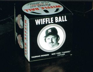 Stunning Rare Thurman Munson Wiffle Ball Box York Yankees