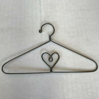 Vintage Metal Doll Hangers with Heart Detail,  Set of 6 with package 2