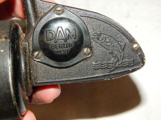 VINTAGE D.  A.  M.  QUICK FINESSA SPINNING FISHING REEL MADE IN GERMANY E 2