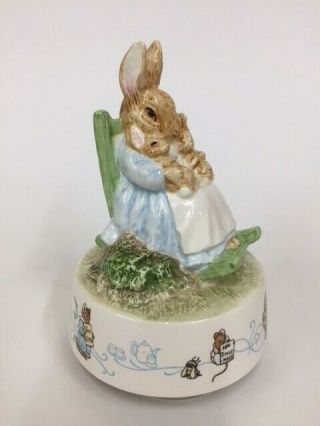 Rare Schmid Beatrix Potter Music Box Mrs Rabbit,  White Base W Small Bp Figures
