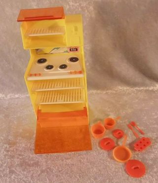 Mattel 1978 Barbie Dream House Kitchen Stove/oven Microwave Orange,  Pots & Pans