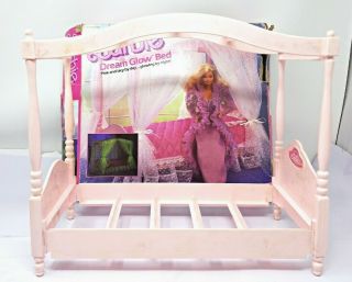 Barbie Dream Glow Canopy Bed Mattel 1985 Vintage Pink