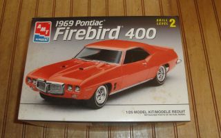 Amt Ertl 1/25 Scale 1969 Pontiac Firebird 400 Plastic Model Car Complete Unbuilt
