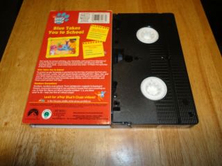Blues Clues - Blue Takes You To School (VHS,  2003) Blue ' s Kids Animated Rare 2