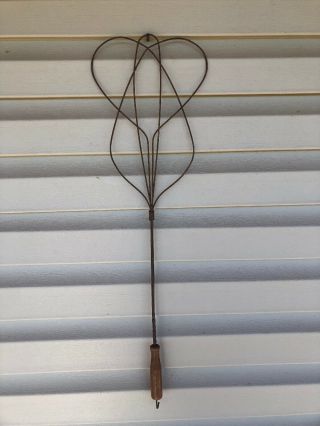 Antique 30 " Wire Rug Beater With Wood Handle