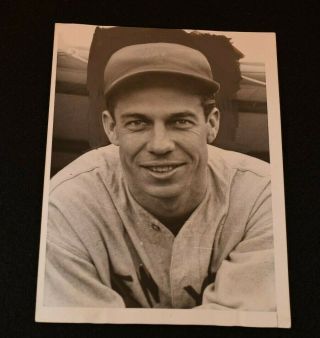 Rare 1932 Press Photo Lyn Lary Of The York Yankees - Great Photograph