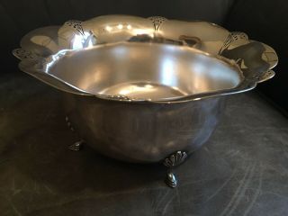 Vtg Wm Rogers 437 Silver Plate Pierced Pattern Scalloped Edge,  4 Footed Bowl