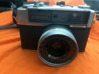 Vintage Rare Yashica Minimatic C Camera Yashinon Lens 4.  5cm F/2.  8 Japan