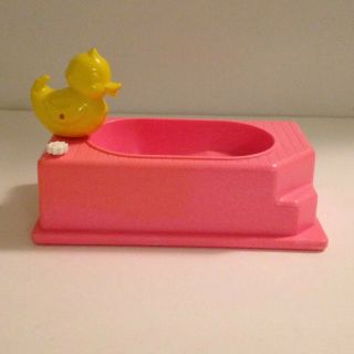 Vintage 1995 Mattel Barbie Kelly Bathtime Fun Pink Bathtub Yellow Duck Furniture