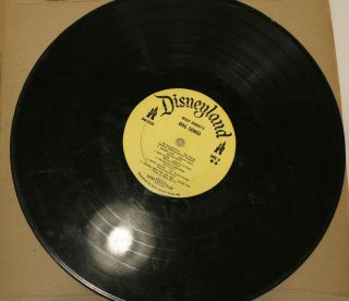 Walt Disney Record DOG SONGS/INCREDIBLE JOURNEY Disneyland DDF - 2,  RARE 3