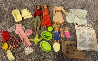 Vintage Mattel Dolls Sunshine Family Mom,  Dad,  Babies Clothes Furniture