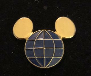 Very Rare Walt Disney World 1 Year Blue - Mickey Cast Member Service Award