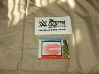 Wwe Topps 2018 Heritage Naomi Kiss Card 66/99 Lipstick Uso Rare