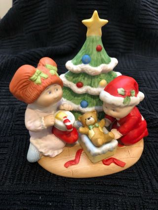 Vintage 1984 Christmas Cabbage Patch Kids Porcelain Figurine Christmas Day 4.  5 "