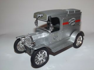 RARE Ertl Diecast Metal 1913 Ford Model T Truck BARQ ' S ROOTBEER Coca Cola 2