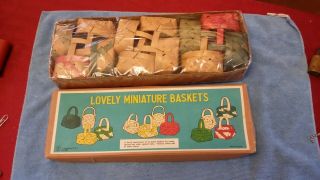 Vintage Shackman N.  Y.  12 Lovely Miniature Baskets Set Various Colors