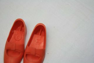 Vintage Chrissy Doll Orange Heeled Shoes CM9982 &3 Soft Plastic 2