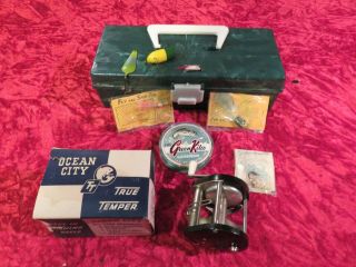 Rare Vintage Bake - O - Lite Fishing Tackle Box Lures Fly & Ocean City Reel