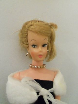 Vintage 1960s UNEEDA WENDY DOLL Barbie CLONE 2