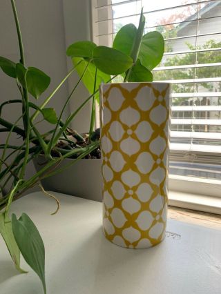 Jonathan Adler Porcelain Geometric Yellow White Vase Modern Chic Flower Rare