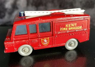 Lesney Matchbox No.  57 ' LAND ROVER FIRE TRUCK ' - Kent Fire Brigade RARE GREY WHEELS 3