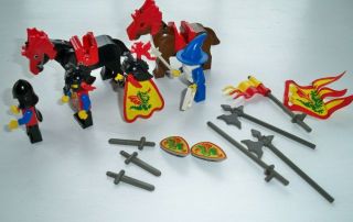 Vintage Lego Mini Figs Knights Horses Merlin Wizard Figures