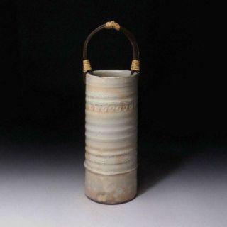 Vn17: Vintage Japanese Pottery Vase With Wooden Handle,  Hagi Ware,  8.  2 Inches