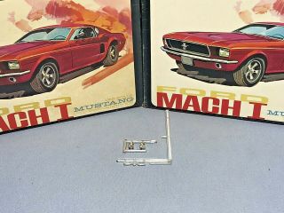 Amt 1968 Ford Mustang " Mach 1 " Annual Issue 2148 - 200 Mpc 68 Headlight Assy Only